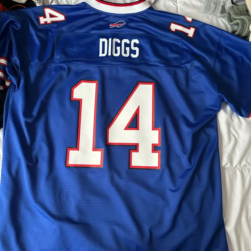 Stefon Diggs Buffalo Bills Jersey - Picture 3 of 3